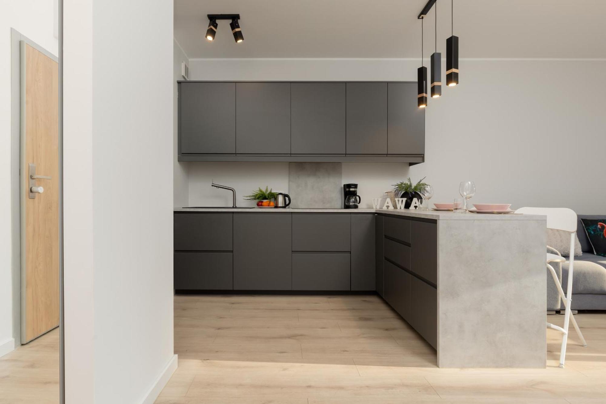 Beautiful Apartament Bobrowiecka With Balcony By Renters Warszawa